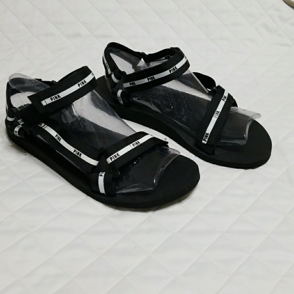 NWOT Victoria's secret pink Sandles